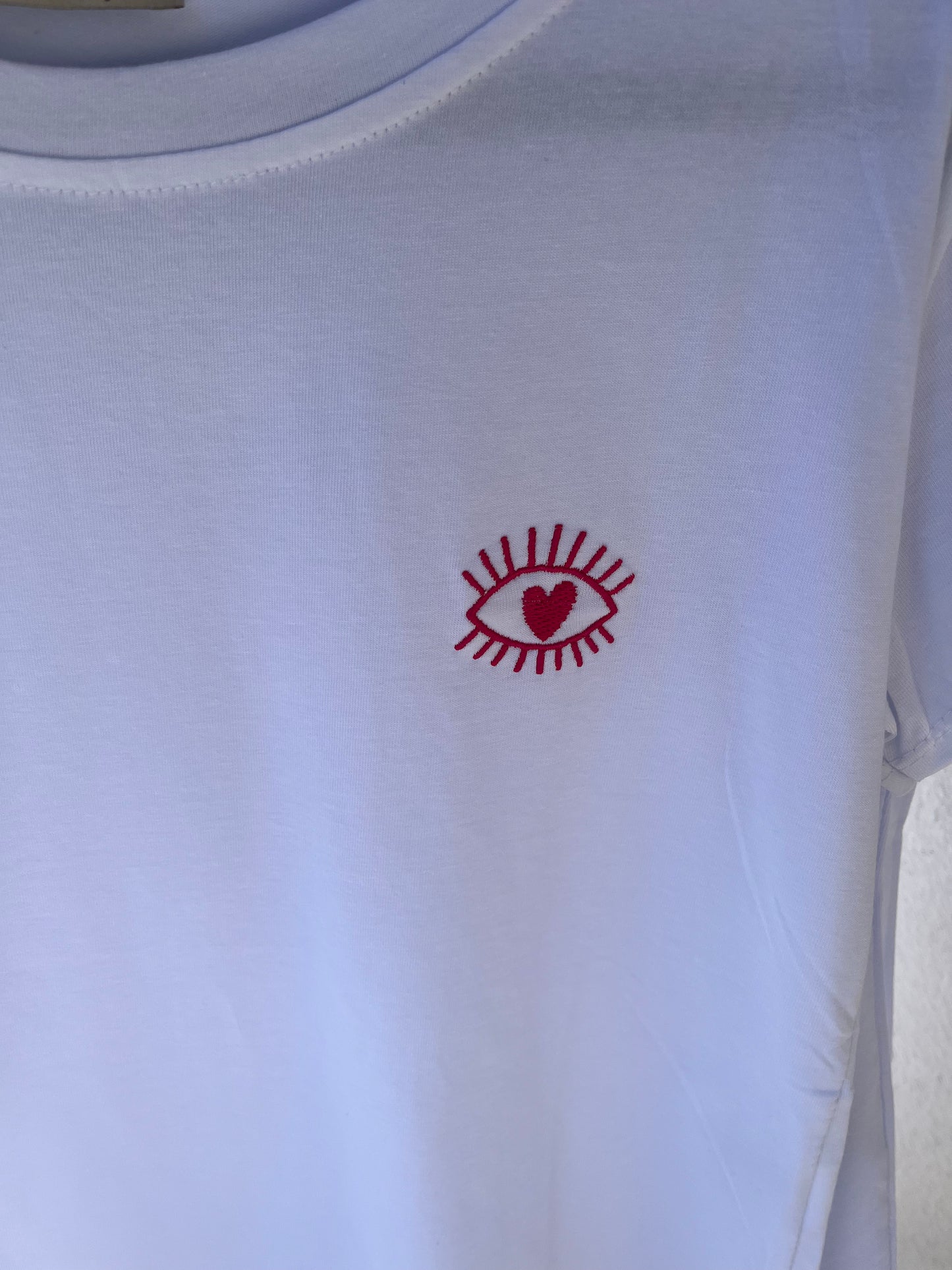 T-shirt m. øje