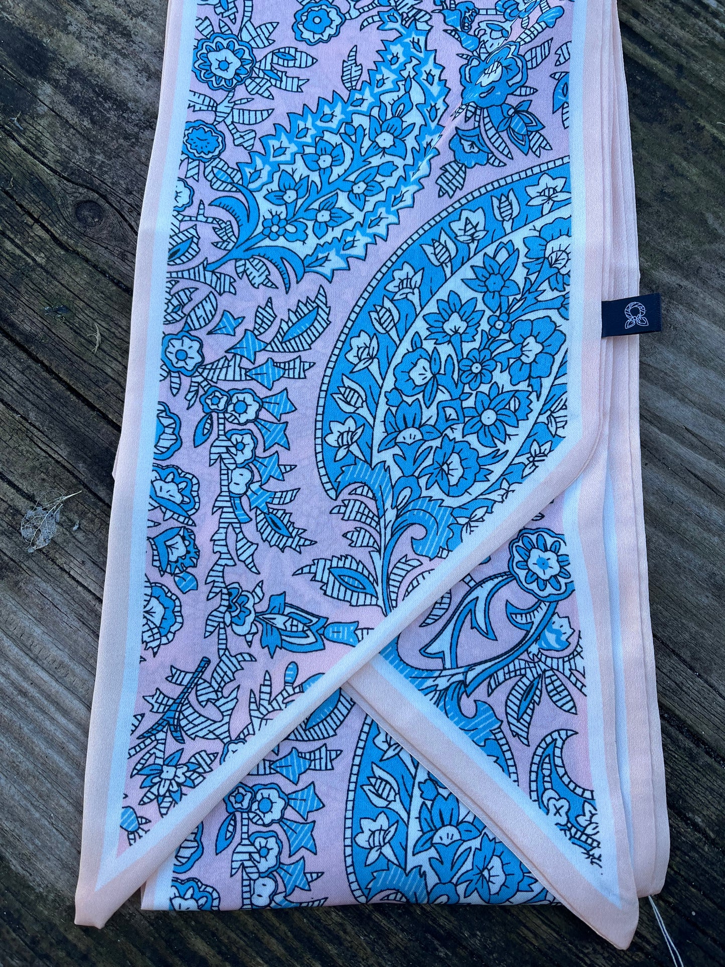 Tørklæde m. blomster - 13 x 130 cm