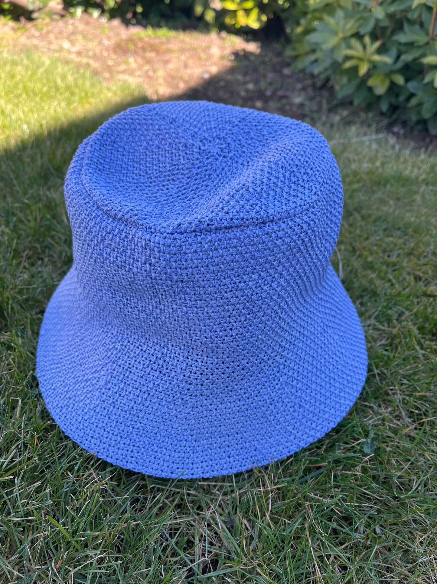 Hat, ensfarvet
