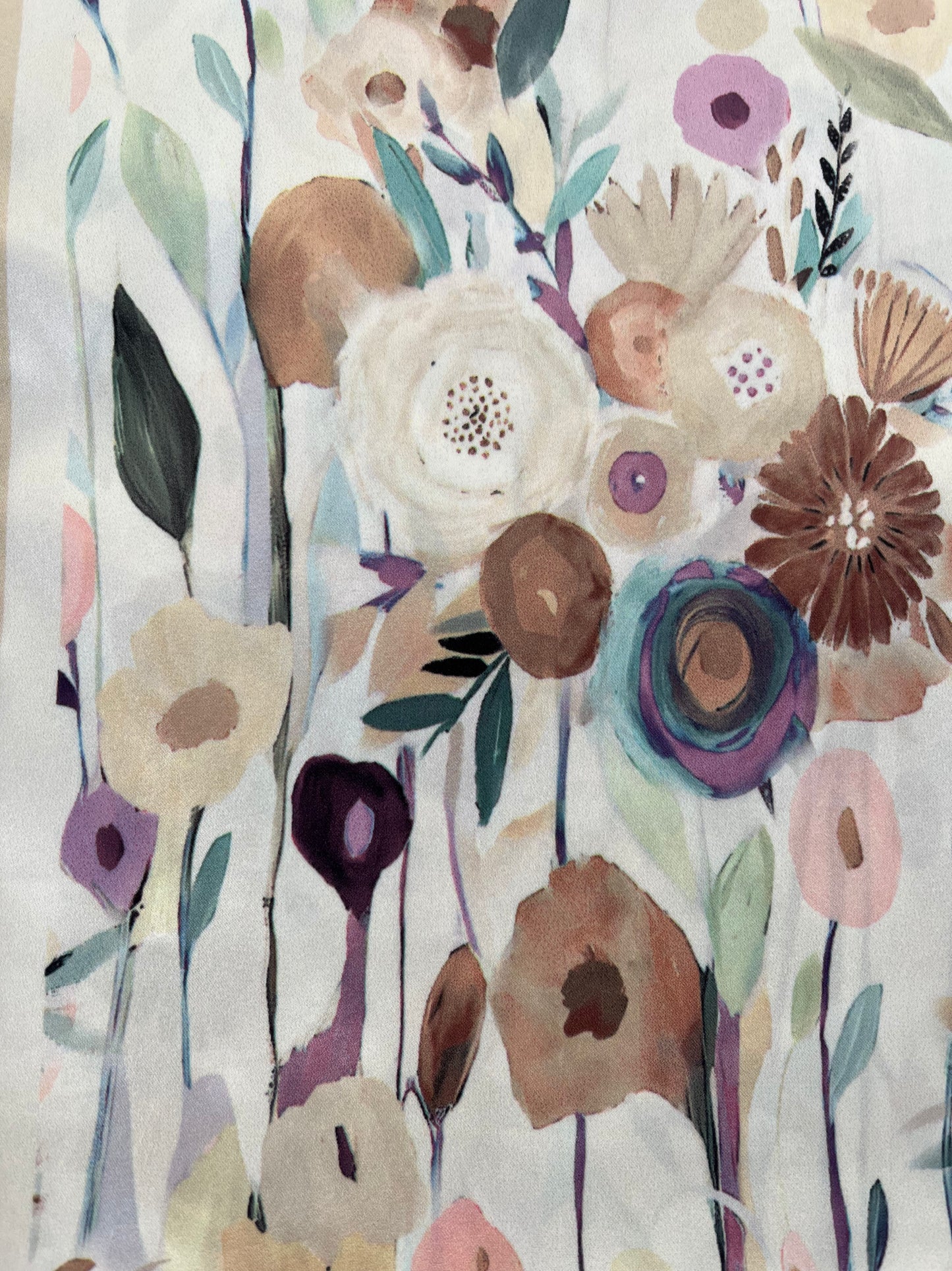 Tørklæde m. blomster - 70 x 70 cm