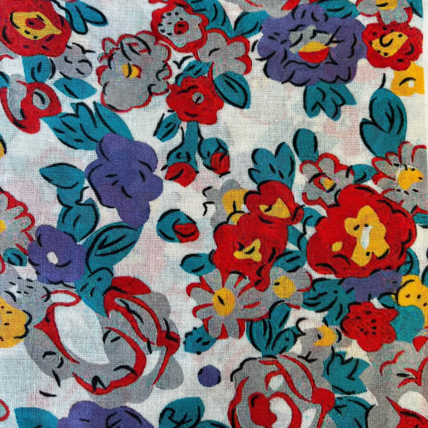 Tørklæde m. blomster - 70 x 70 cm