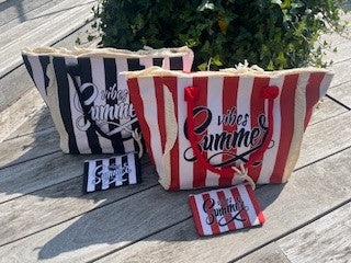 Strand taske m. striber og lille pung