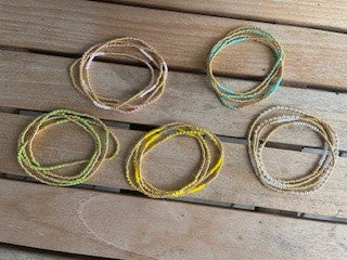 Armbånd/ Lang Halskæde m. små perler