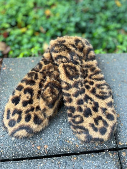 Luffe i plys m. leo look