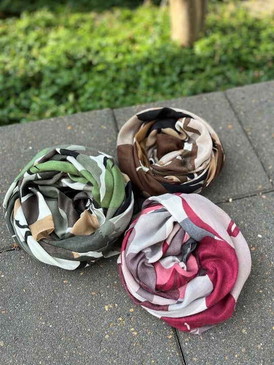 Tørklæde m. store blomster