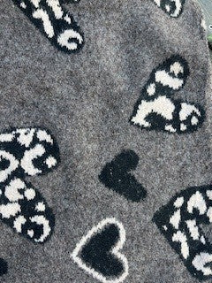 Halstørklæde m. leo hjerter