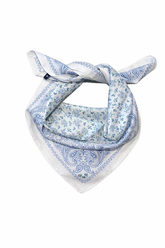 Tørklæde m. små blomster - 70 x 70 cm