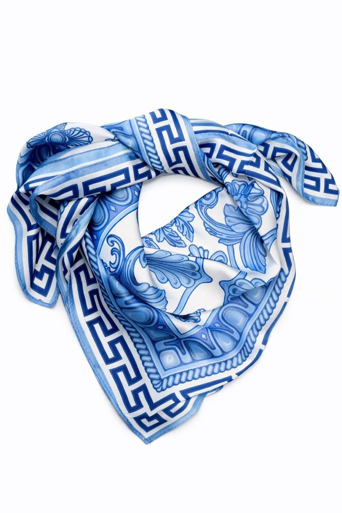 Tørklæde m. mønster - 70 x 70 cm