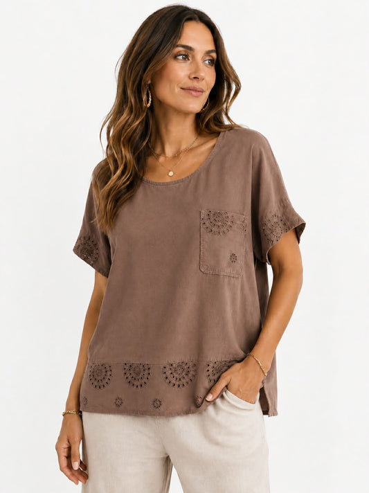 T-shirt m. hul mønster