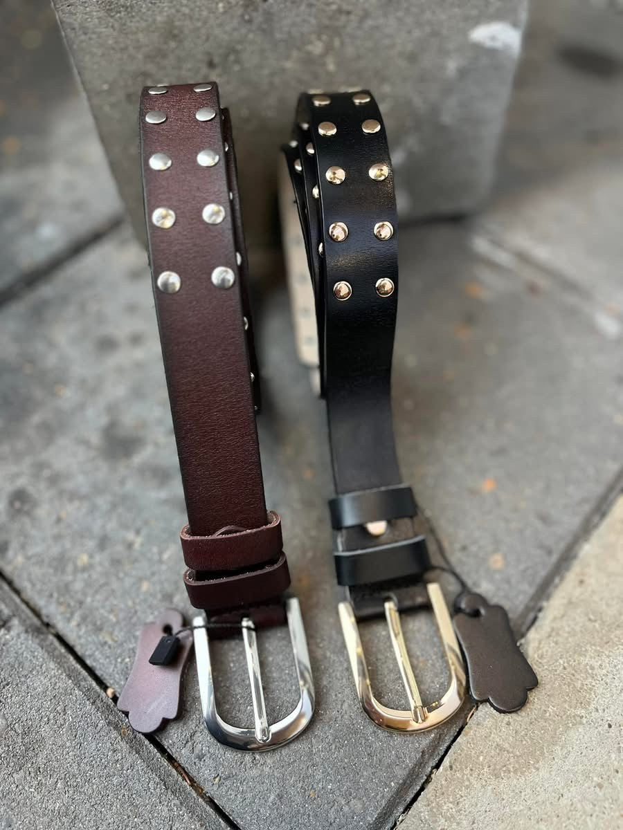 Bælte m. nitter, 100% læder