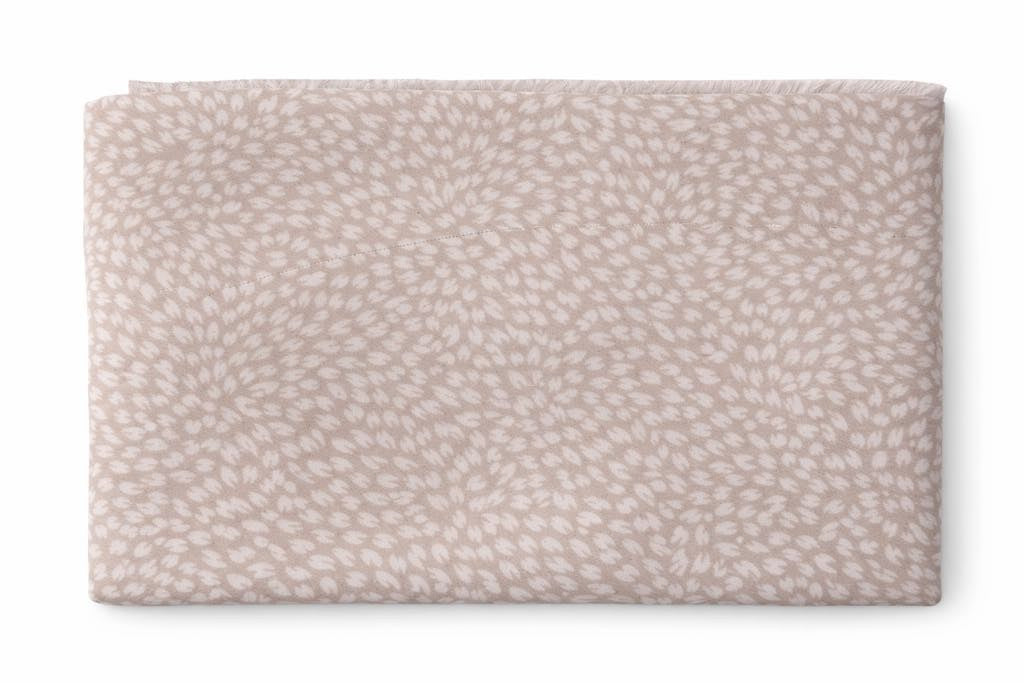 Tørklæde m. små blade og guld