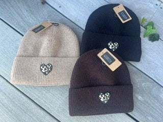 Hat, strik m. hjerte/leo