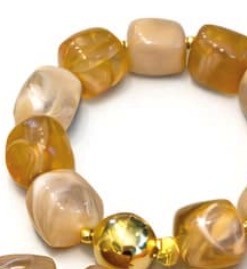 Armbånd m. store sten.