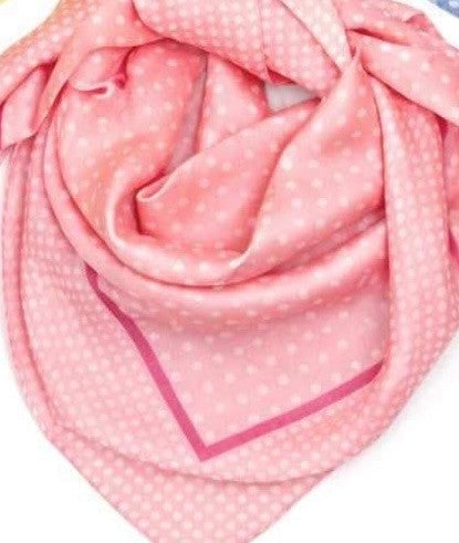 Tørklæde m. prikker - 70 x 70 cm