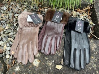 Handske i læderlook m. pels kant