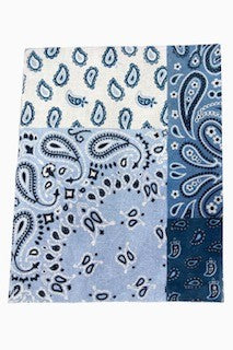 Tørklæde m. paisley print - 70 x 70 cm