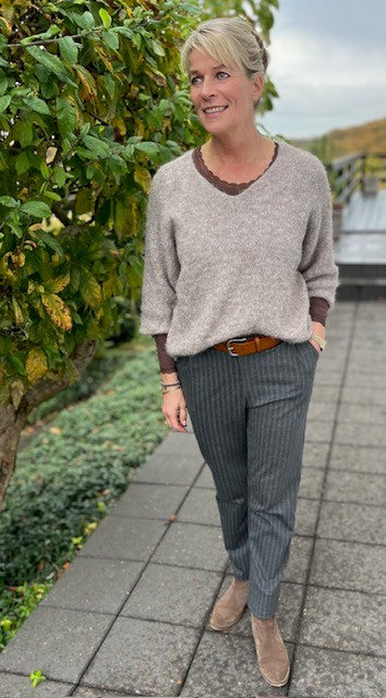 Buks m. strib og bælte