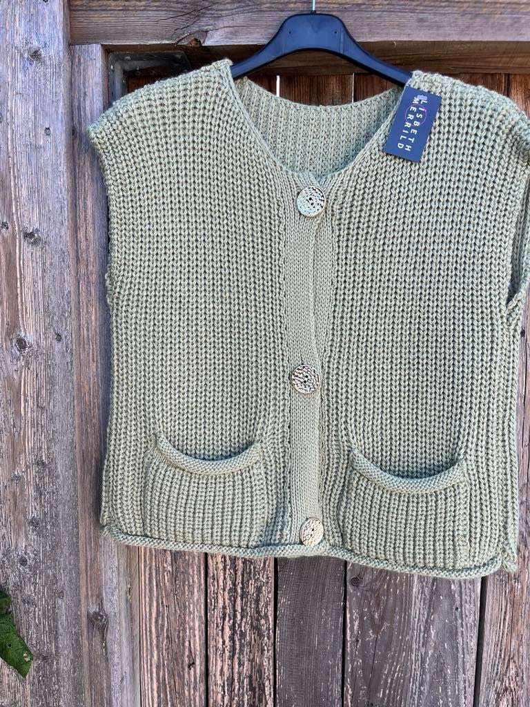 Vest, strik m. guld knapper