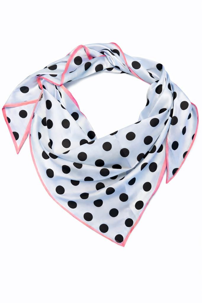 Tørklæde m. prikker, trekantet