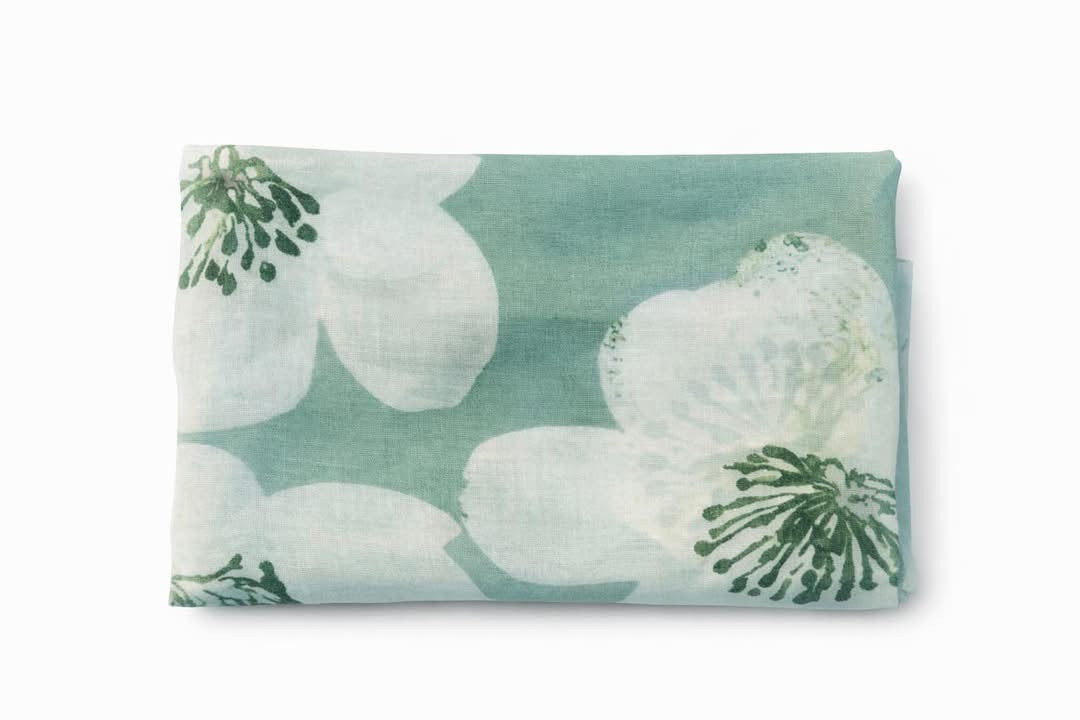 Tørklæde m. blomster